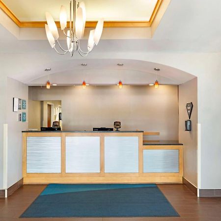 Best Western Hartford Hotel And Suites Exterior foto