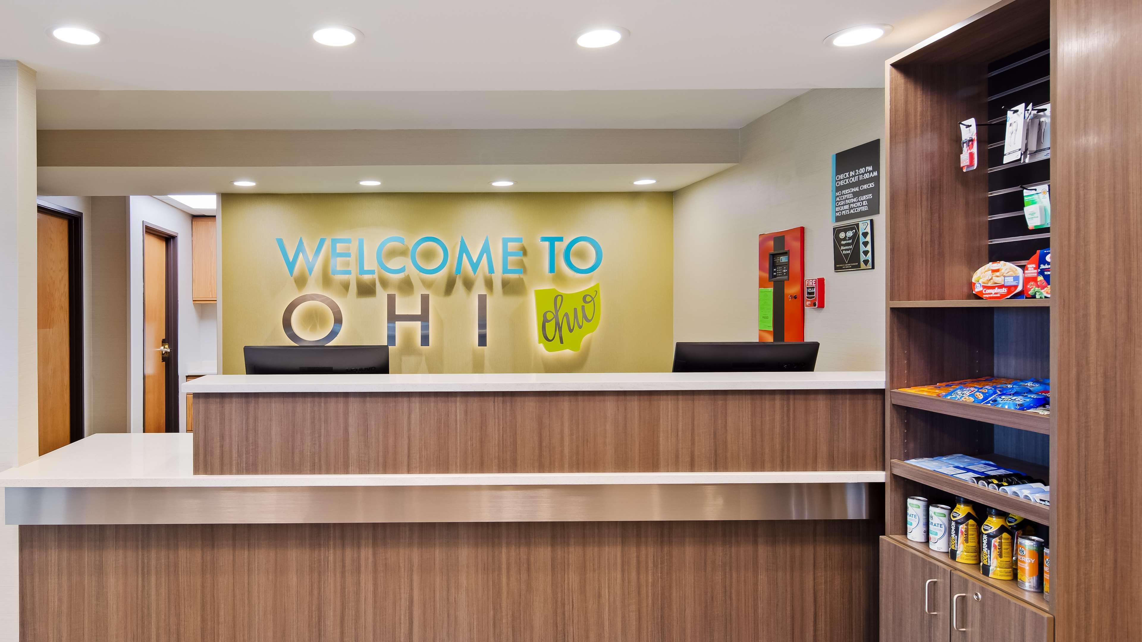 Best Western Hartford Hotel And Suites Exterior foto