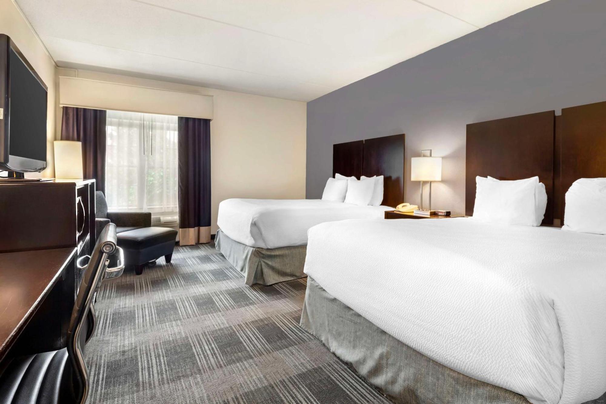 Best Western Hartford Hotel And Suites Exterior foto
