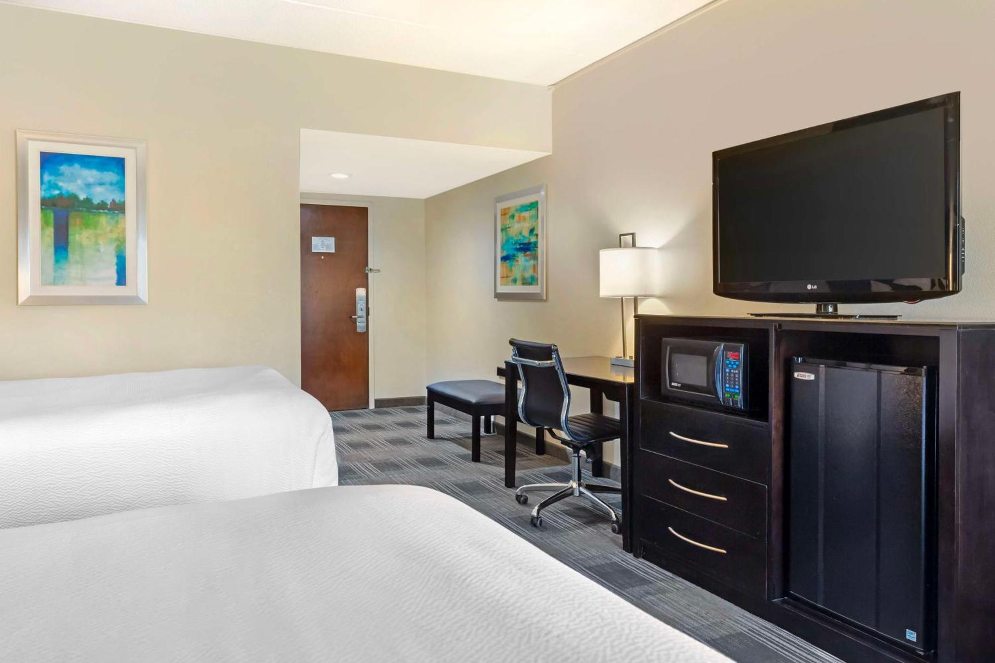 Best Western Hartford Hotel And Suites Exterior foto